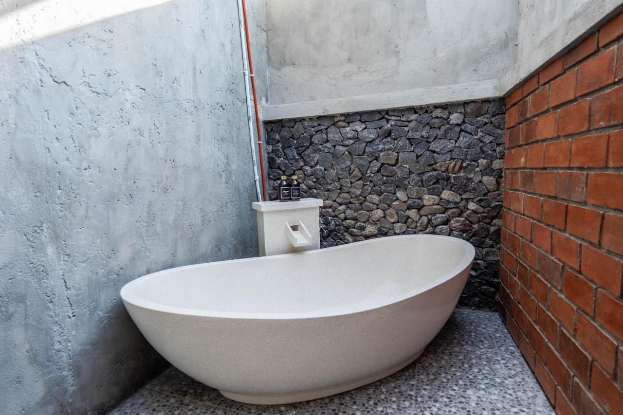 Garvi Villa Karangasem エクステリア 写真