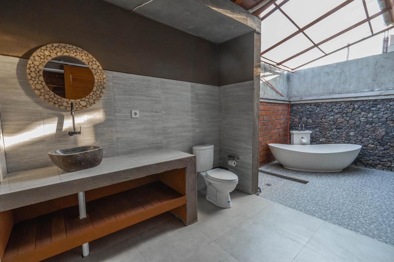 Garvi Villa Karangasem エクステリア 写真